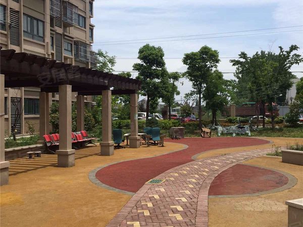 南京小区 六合小区 雄州小区 幸福家园 实景图 1/ 18  