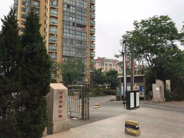 岳都海景,精装修60万,首付10万,可贷30年,月供