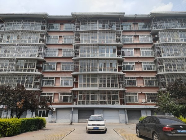 保定小区 高阳小区 乐购购物小区 学府名苑实景图 1/ 11  