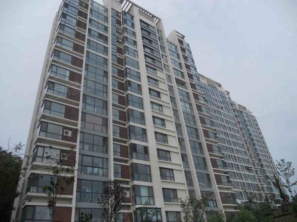 青岛小区 崂山小区 浮山前小区 > 御景峰  实景图 1/ 30  &