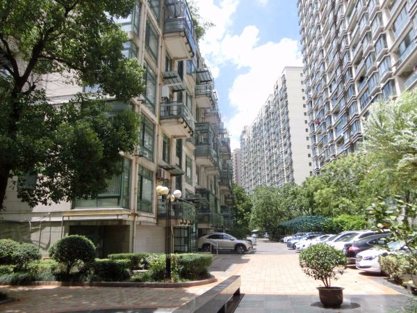 【多图】春天花园 3室2厅性价比高 房型大气-周隐影店铺-上海安居客