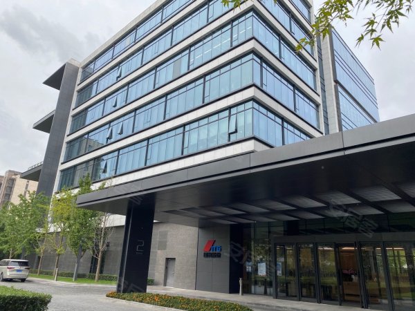 虹桥嘉汇,全新精装修带家具办公室,超高得房率