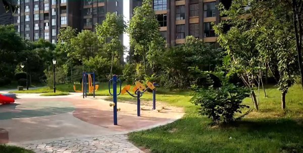 周边环境视频,泰威中央公园楼栋外景视频,小区路况配套设施视频-漯河