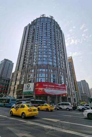 >  重庆商铺出租 >  江北商铺出租 >  观音桥商铺出租 > 中信大厦商铺