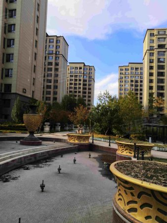 南北通 3室2厅 绿地香树花城(二期)