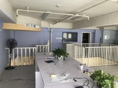 主营大华虎城第三空间豪华装修房出租,带电地暖!?#24615;?#21273;