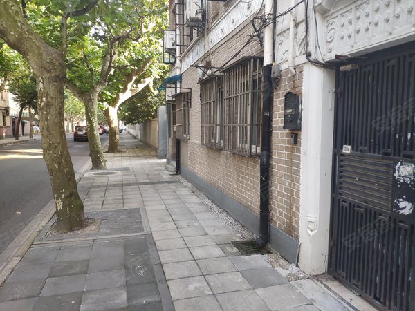 宛平路42,44号小区