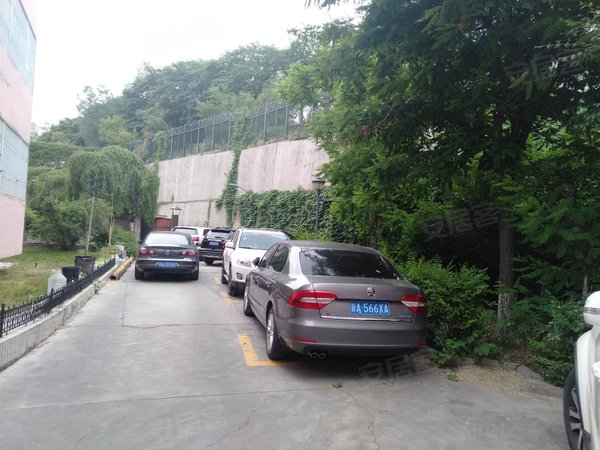 红山小区