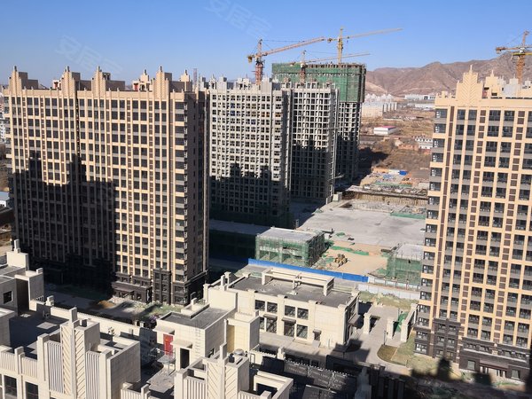 张家口小区 宣化小区 建国街小区 城上城实景图 1/ 1   7月挂牌