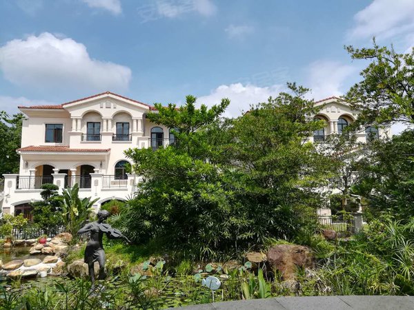 绿茵温莎堡(别墅)