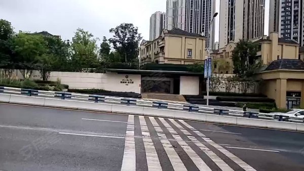 国博城君珏墅b区渝北悦来悦融路7号