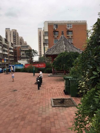 【多图】华侨城旁赵苑西里 四楼银角带装修 税