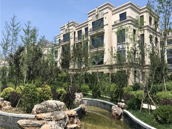 领秀翡翠山(别墅)