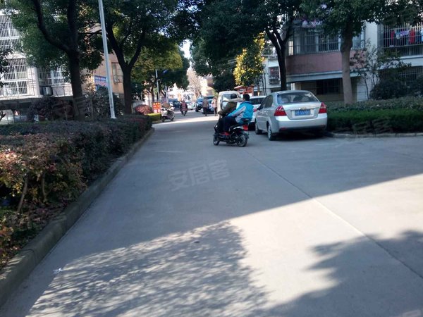 泰州小区 姜堰小区 罗塘小区 南苑新寓实景图 1/ 10  