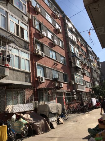 老崇文光明小学建面33米简易楼出售,能*上学,总价238万