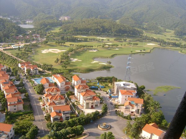 东莞小区 长安小区 街口及乌沙小区 > 莲花别墅  实景图 1/ 30 