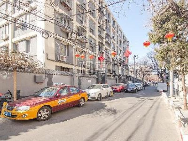 朝阳门 中粮 华润 建 国 门 朝南精装大一居出租