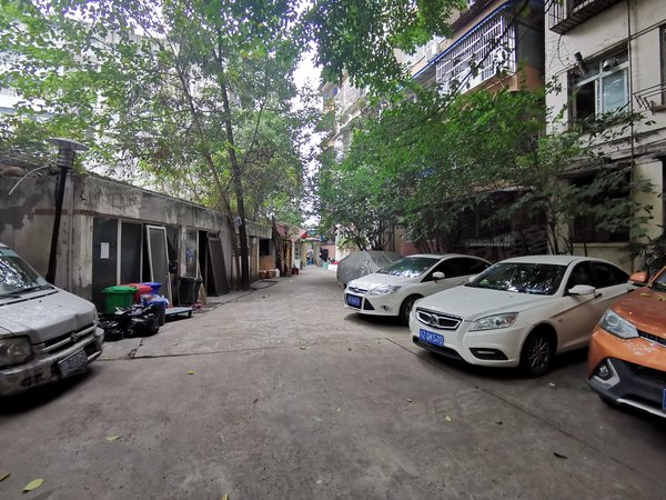 燃灯寺东街30号院