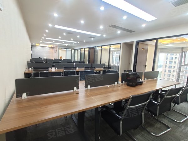 【多图】低价出租 达美中心写字楼248平4十1大厅坐40个人 采光好-长沙