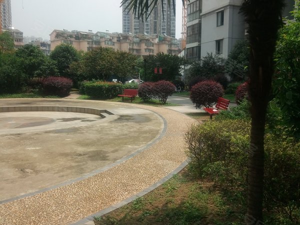 三角花园余家湖上段小区,友谊大道 - 武汉三角花园余家湖上段小区二手