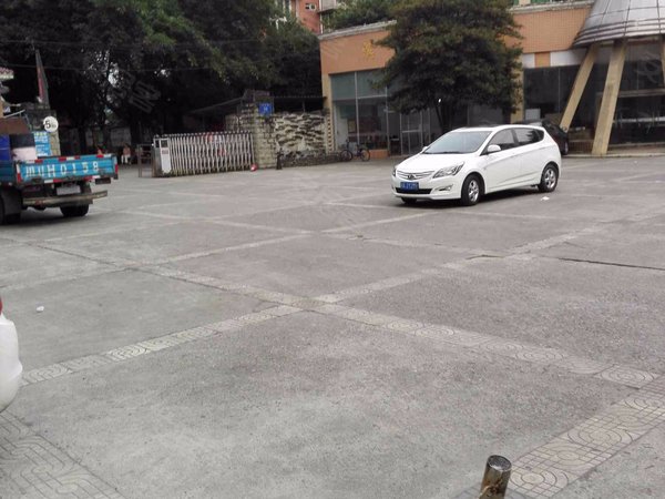 滨江花园(都江堰)