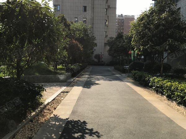 武汉小区 武昌小区 小东门小区 海山金谷天城 实景图 1/ 16 