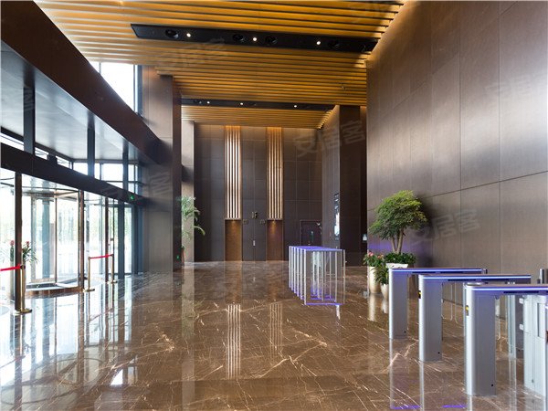 京东出租,开发区国锐广场唯一一套新装修154平高品质写字楼