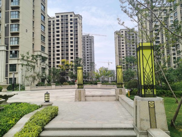 菏泽小区 曹县小区 曹县城区小区 德嘉绿城实景图 1/ 21  &