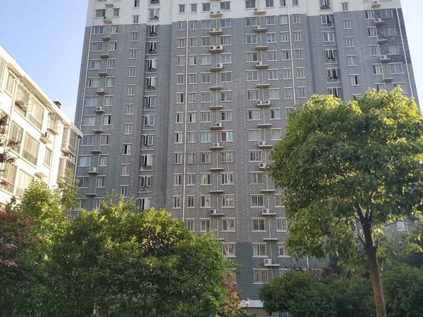 襄阳小区 樊城小区 火车站小区 东方丽景实景图 1/ 9  