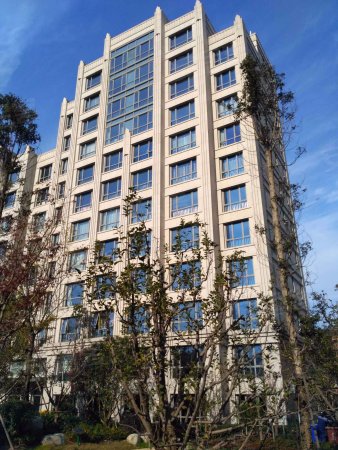 订单转让 低于市场200万 豪装四房 靠近黄浦江不限购不限贷
