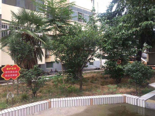 济宁小区 任城小区 太白路小区 铁塔寺小区实景图 1/ 29  &