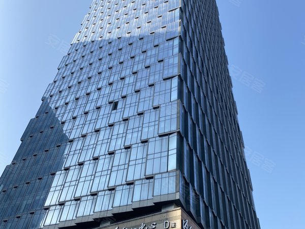 查看全部图片(13张)楼盘绿地中心在租房源贴436个在租房源在售房源贴