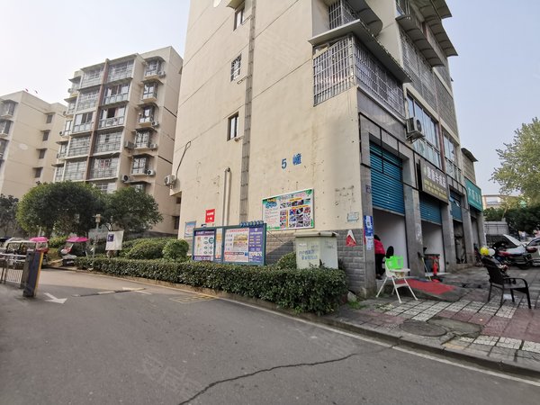 绵阳小区 三台县小区 梓锦新城小区 梓锦新城书香b区实景图 1/ 16 &