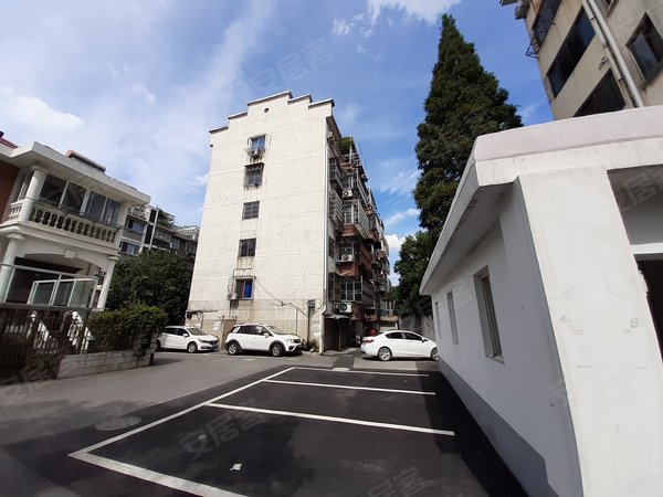 湖州小区 长兴小区 长兴市区小区 明珠花园实景图 1/ 15  