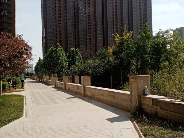 郑州小区 郑东新区小区 新东站片小区 丹桂苑实景图