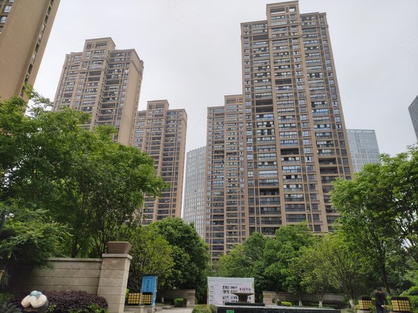 新城吾悦华府