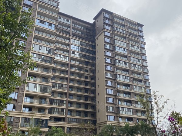 成都小区 新津小区 花舞人间小区 雍景苑实景图 1/ 10  