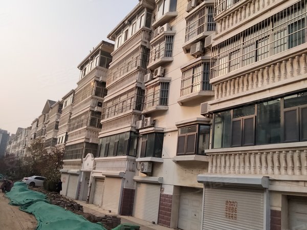 凤凰新城(东区公寓)