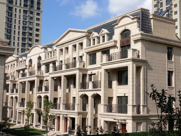 龙迈之上 温榆河畔 回龙观 龙樾华新法式叠拼别墅社区 现房