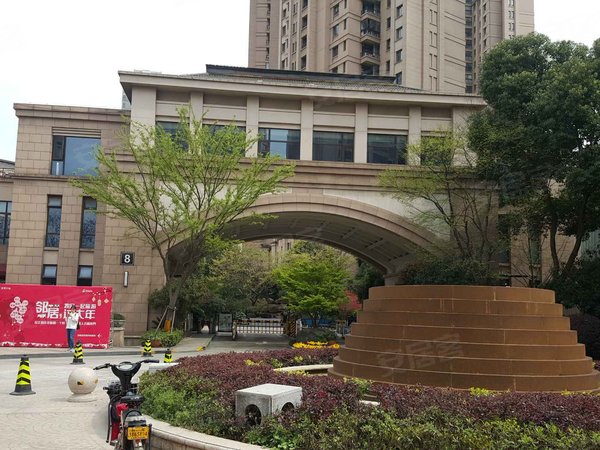 玲珑湾花园七,八区