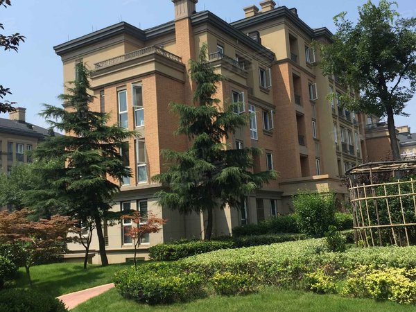 绿城理想之城百合花园