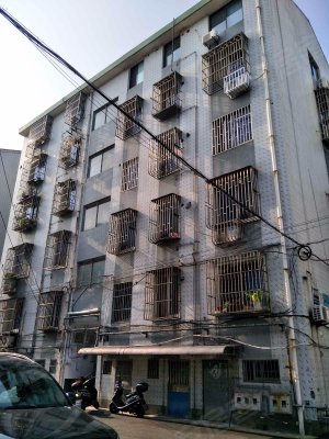 无锡小区 宜兴小区 宜城小区 龙华苑实景图 1/ 8  