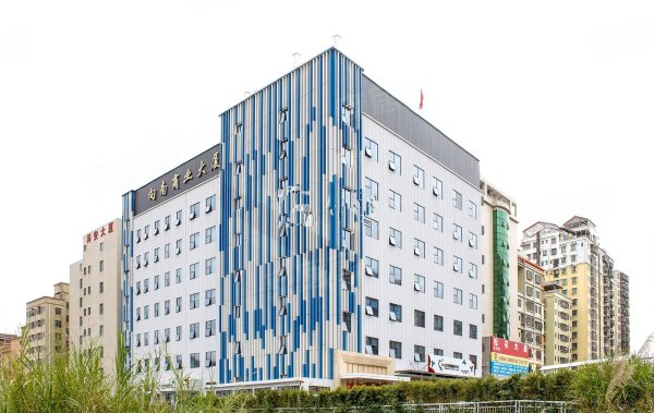 >  龙华区写字楼出租 >  民治写字楼出租 > 向南商业大厦  1元/m/天