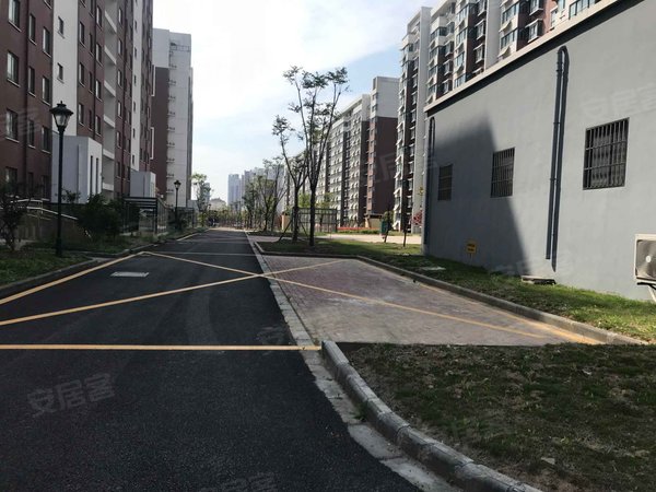 镇江小区 丹阳小区 丹阳市区小区 嘉荟新城 实景图 1/ 18  &