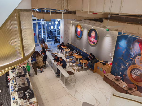 开个奶茶店要多少钱_开奶茶店需要哪些费用支出_开奶茶店需要钱