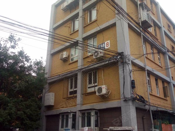 首钢八角居民区
