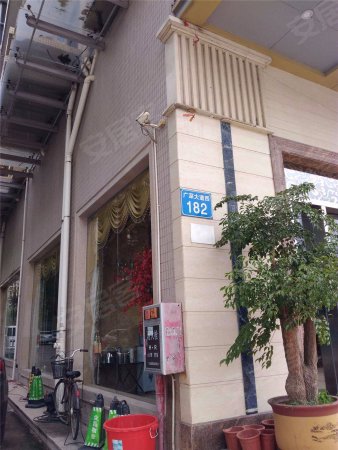 金泽惠百氏,方正一房,采光通风,楼下100米就是地铁白岗站