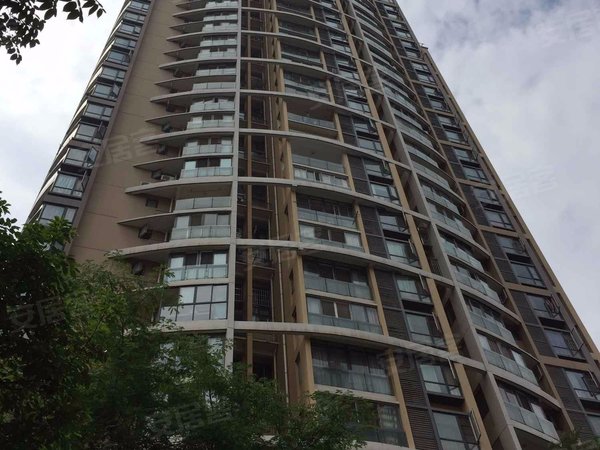 成都房产网>成都小区>龙泉驿小区>滨河片区小区>锦上城>实景图1/15