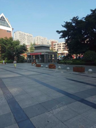 红光租房,西华苑套三出租 家具家电空调都齐全,郫都租房-成都58安居客