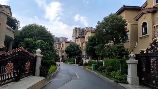 碧桂园凤凰山(别墅)楼栋外景视频,小区路况配套设施视频-韶关安居客